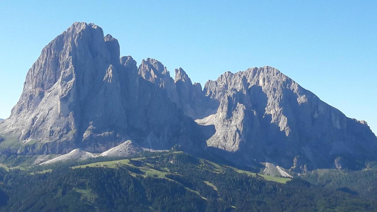 Villa Sella セルヴァ・ディ・ヴァル・ガルデーナ エクステリア 写真