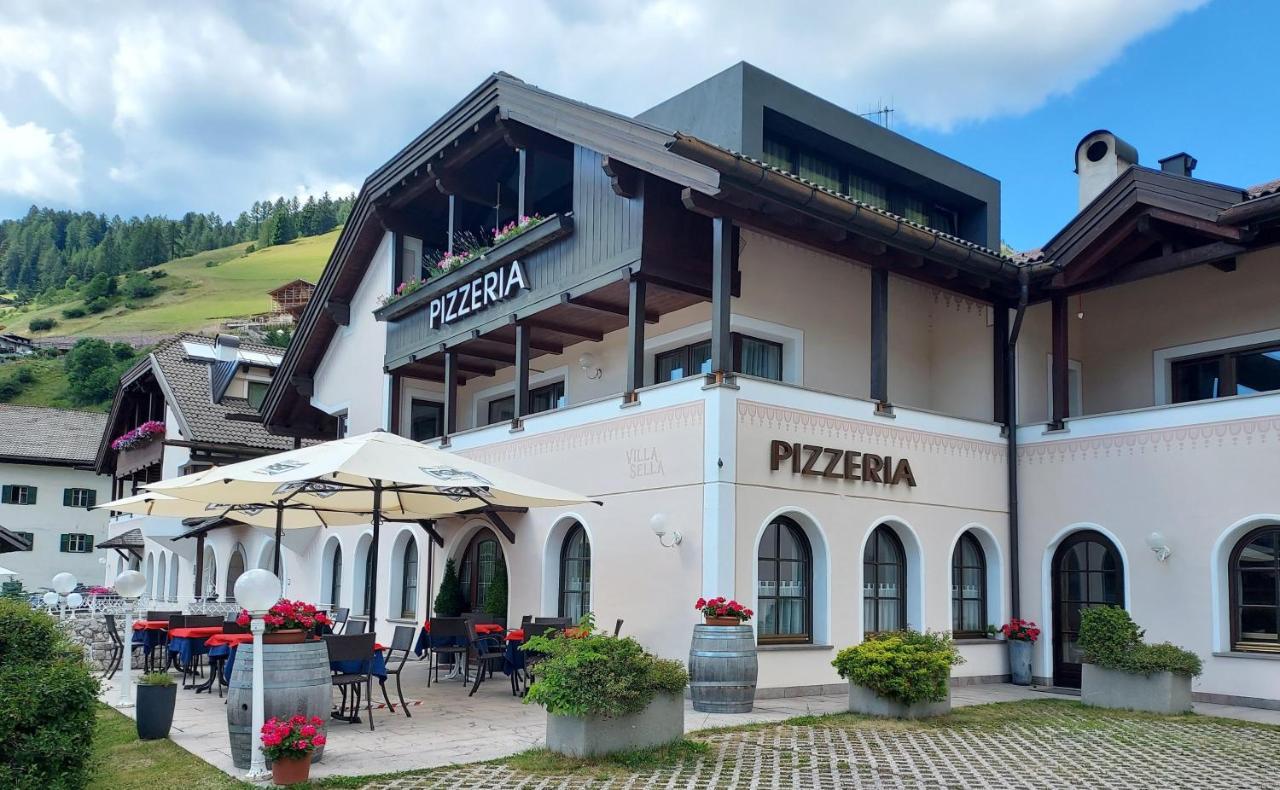 Villa Sella セルヴァ・ディ・ヴァル・ガルデーナ エクステリア 写真